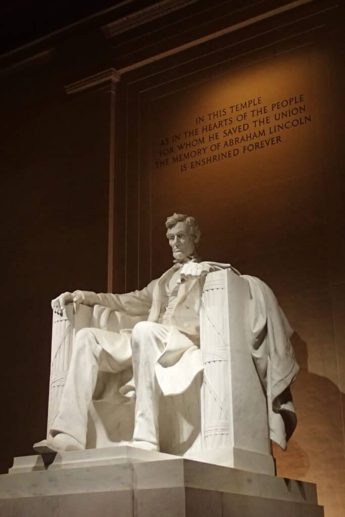 Blog: Lincoln At Night
